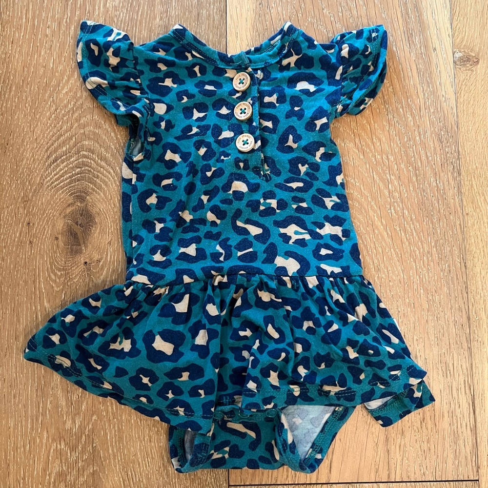 Posh Peanut skirt romper. 0-3 mo.